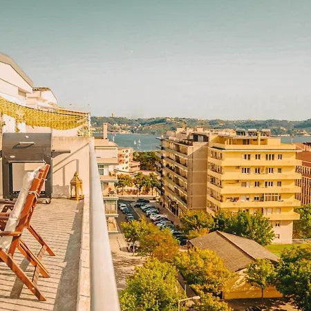 Apartamento River Vista - 2 Bedroom Terrace Retreat Lisboa