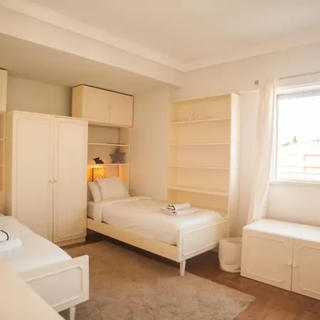 River Vista - 2 Bedroom Terrace Retreat