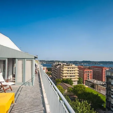 Apartment River Vista - 2 Bedroom Terrace Retreat *