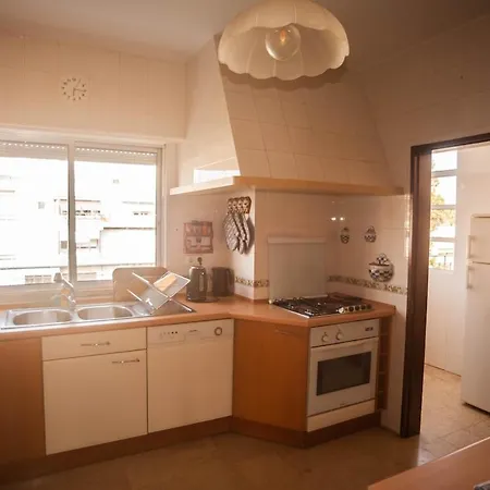 Apartment River Vista - 2 Bedroom Terrace Retreat Lisbon